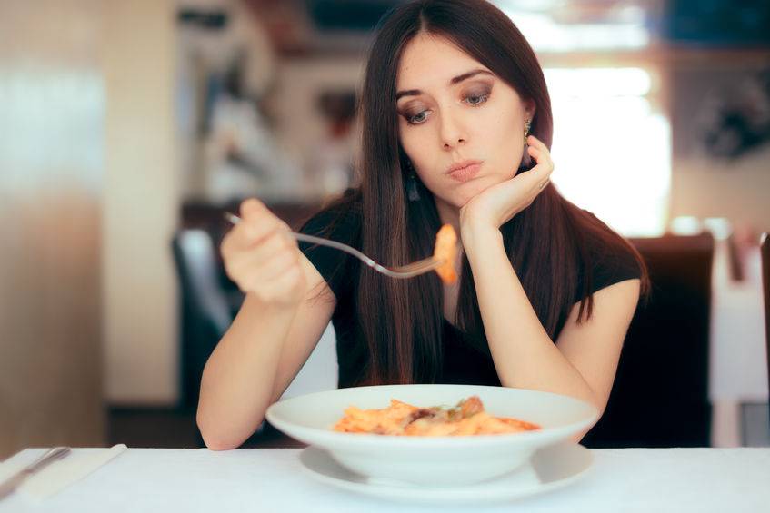 蛋白质|不吃晚餐减肥？告诫：长期不吃晚餐会对健康造成3大危害，需警惕