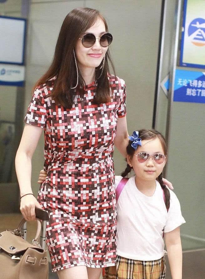 宋喆提前出狱，低调回乡创业，竟然是养猪！他为何不会去找马蓉！