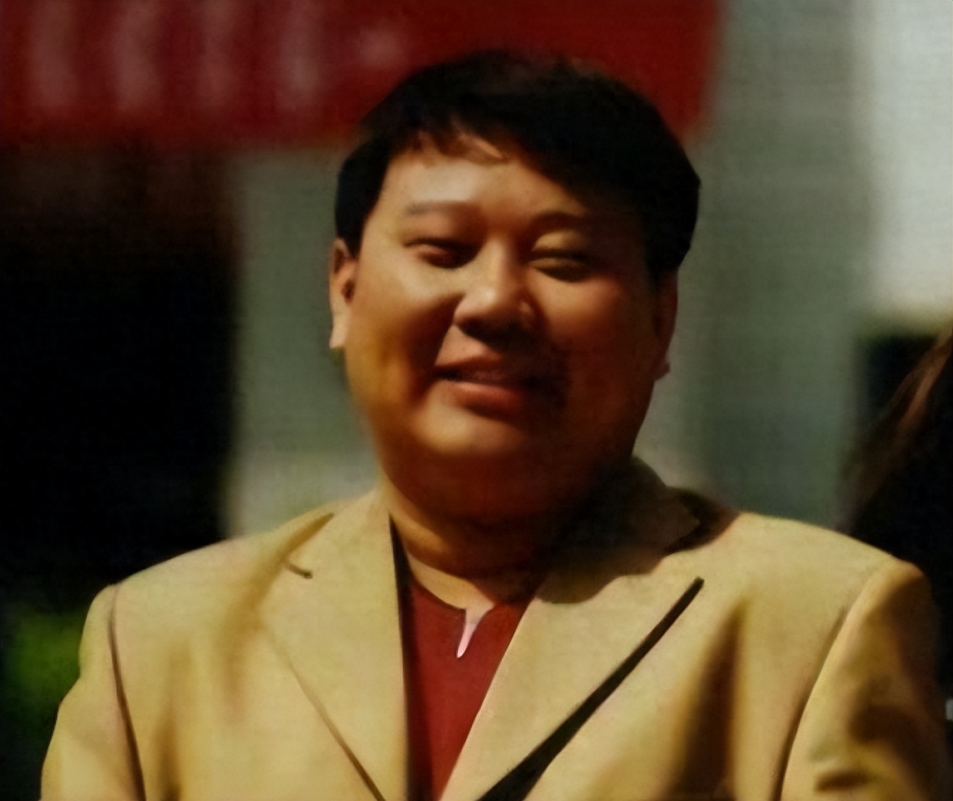 郭麒麟终于如愿奔赴亲妈怀抱,今德云社无人继承,郭德纲悔不当初