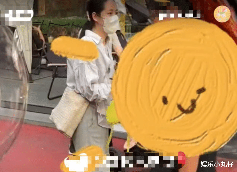 郭碧婷|向佐儿子正脸首曝光!长相英气酷似向太,郭碧婷肚大如球疑怀三胎