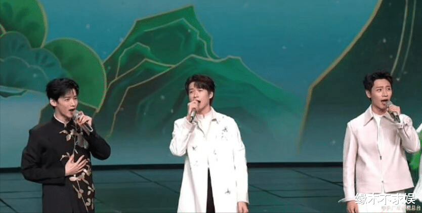 白敬亭风波再发酵!彩排视频曝光,西装店店发声,多家官方表态!