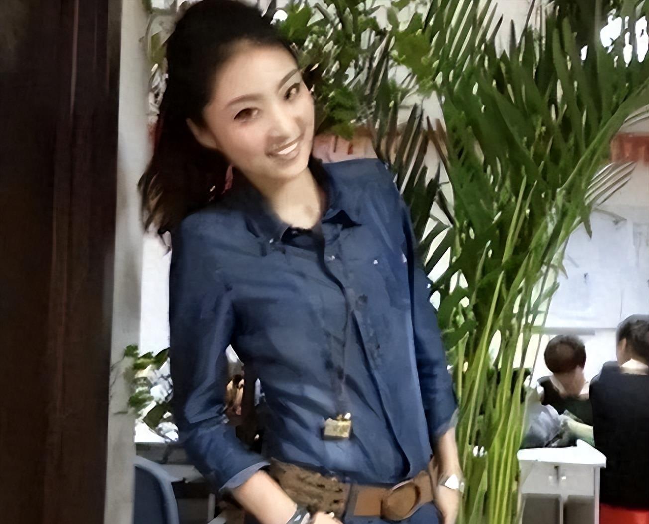 23岁当央视主持,25岁命丧男友刀下,她的人生令人唏嘘