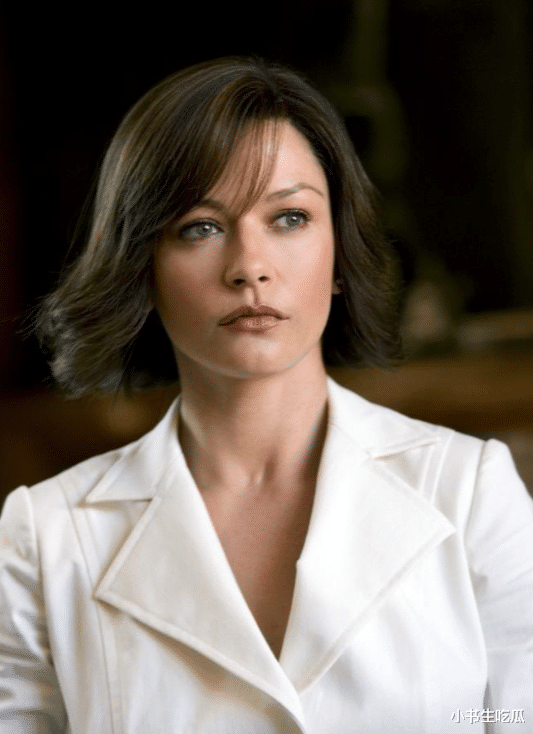 泽塔·琼斯：忍了花心老公23年，一双儿女都没能遗传她的高颜值