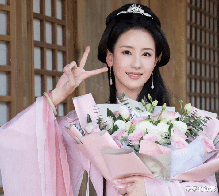 《王牌对王牌》二期封神，离不开三位功臣，沈腾已拿到“烦人卡”