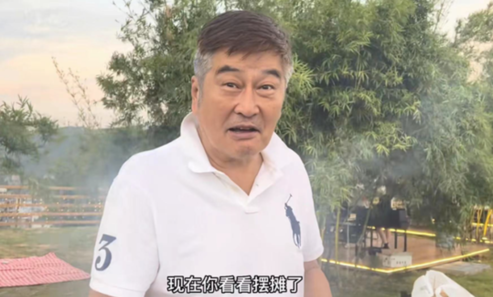 郑恺|68岁香港老戏骨村居浙江，住土房睡蚊帐，种田耕地再无昔日星光