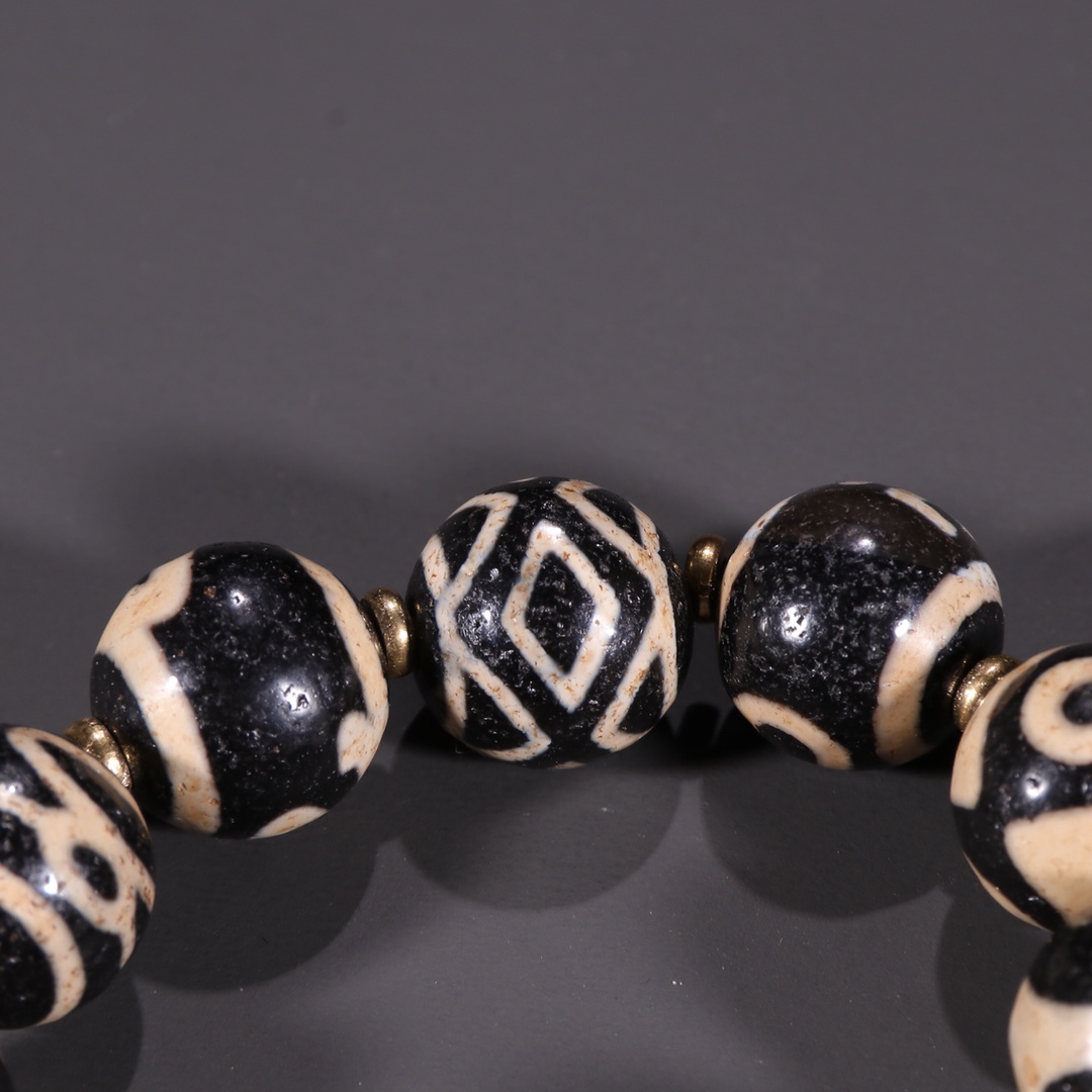 |藏传 ：爆老 老天珠 手串 珠子