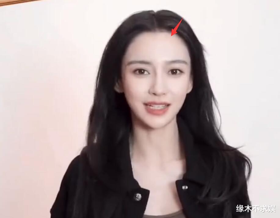 金泫雅 微博之夜众星VCR:杨紫嘴歪、热巴脸型大变、昔日组合状态相差大!