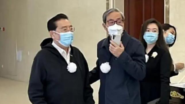 陆川|李双江儿子出狱后首露面！染黑发容光焕发，为李天一改名疑铺路