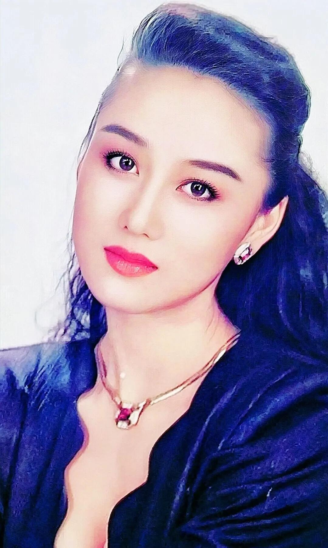 利智:嫁给李连杰才是心碎的开始,婆婆张凤兰至死都没有原谅她