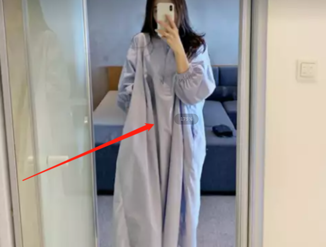 向佐一家现身儿童乐园，仨保姆同行显富人排场，郭碧婷大肚引争议