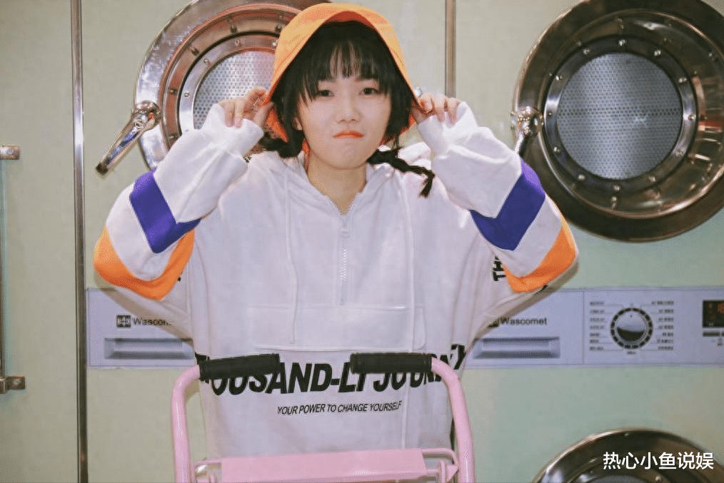 民谣界“女流氓”,歌词粗俗多次抄袭,如今这般下场也活该!