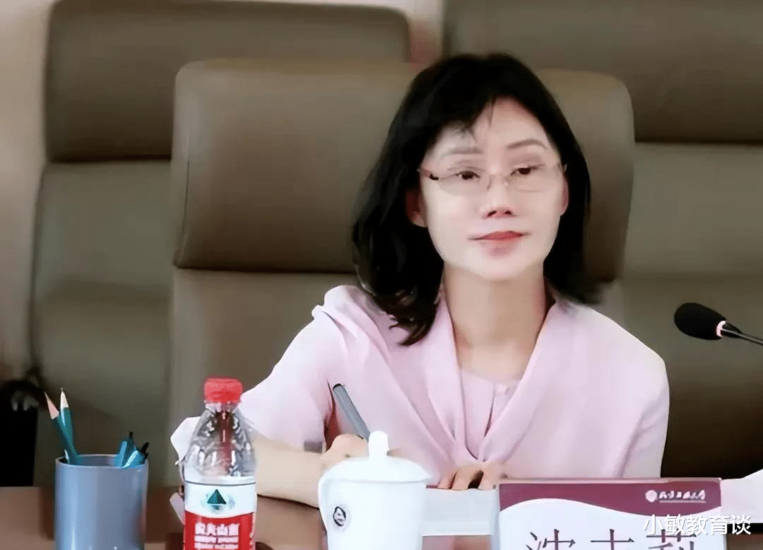 美甲 美女副校长沈志莉落马记，生活奢靡沉迷整容，58岁宛如18岁少女