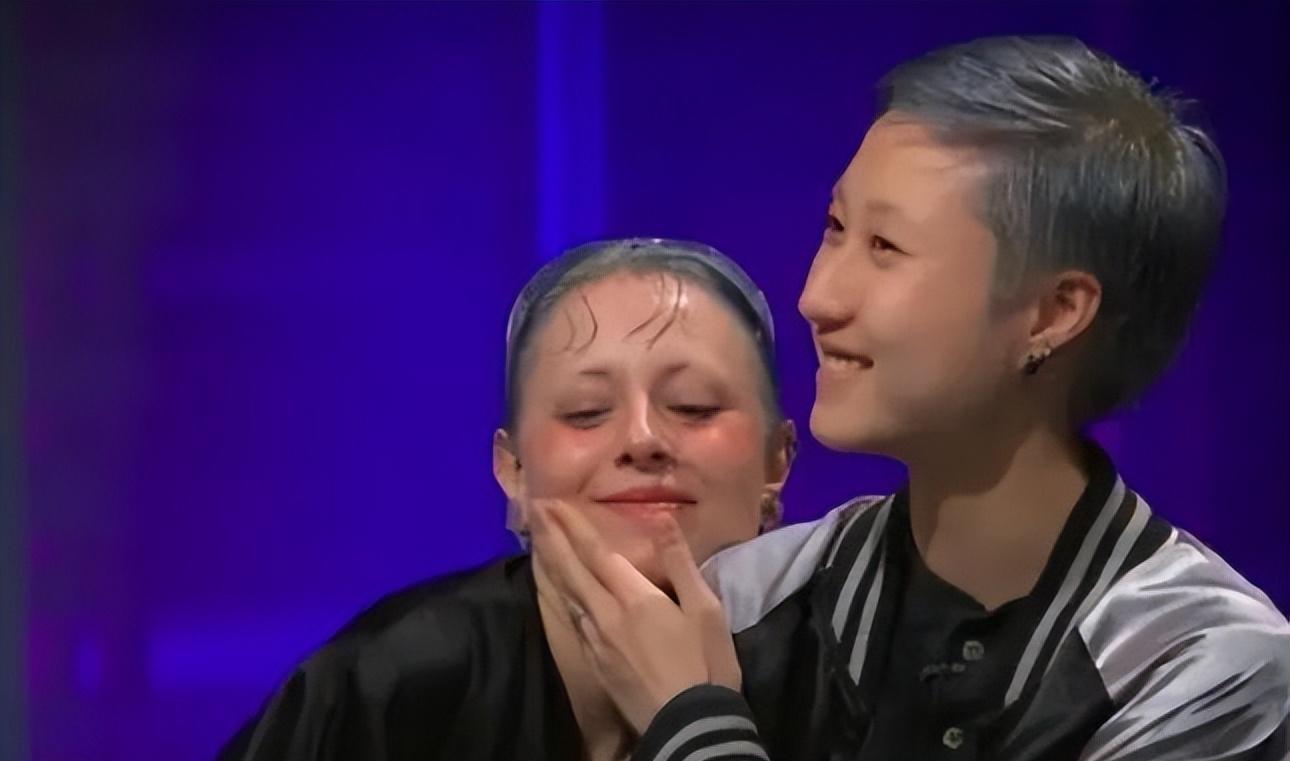 吴绮莉|成龙私生女国外罕露面,吴绮莉回应!