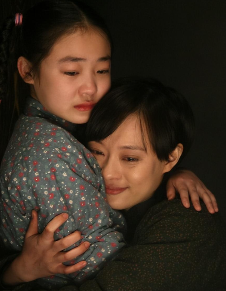 小花齐如意:7岁出道,12岁爆红,当红时出国留学,如今无戏可拍