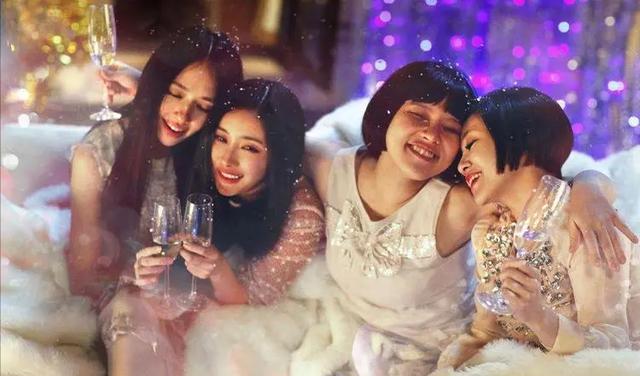 律师|央视“撑腰”!太子爷“被贬”成凡人?国剧职场终于不装了