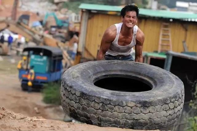 彭于晏|彭于晏:抢了一个位置,得罪大花,惨被资本抛弃,得不偿失呀!