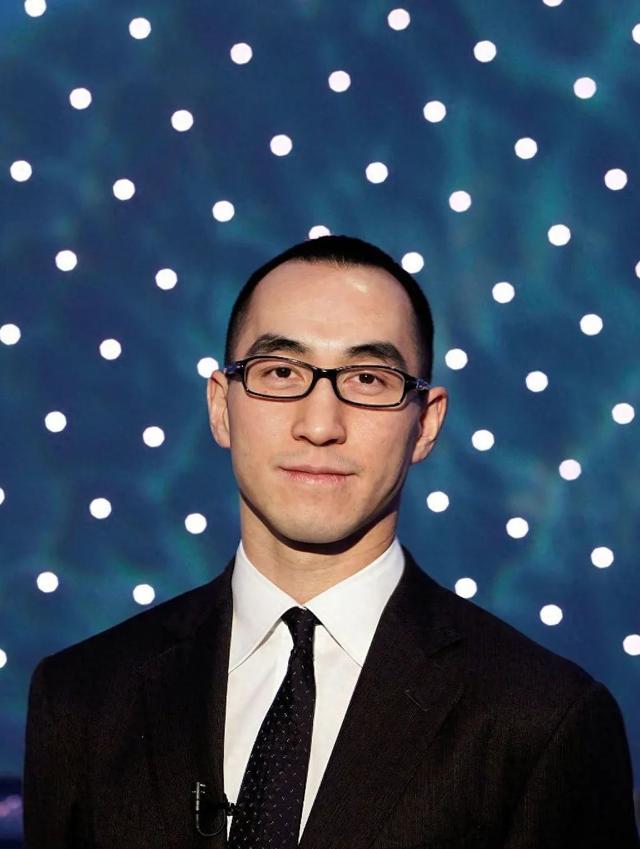 看了61岁何超琼的近照,才知道赌王的眼光有多“毒辣”