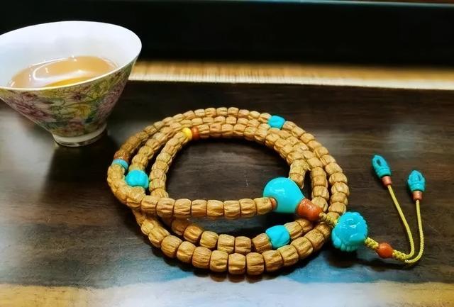 文玩|坚持玩串10年后，他们变成了这样