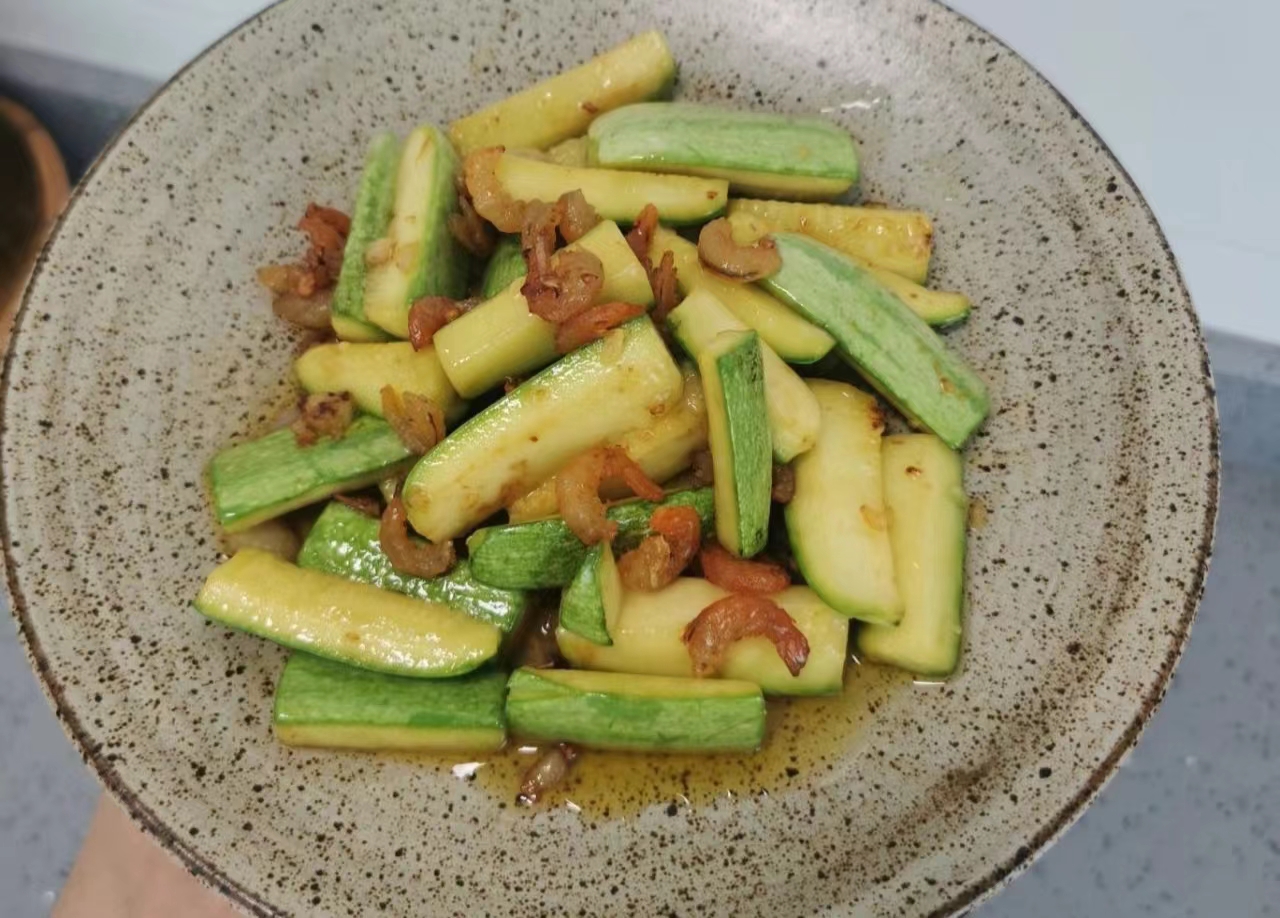 黄瓜|六月,遇到这6种瓜使劲吃,一除湿,二降火,三通便,便宜好处多