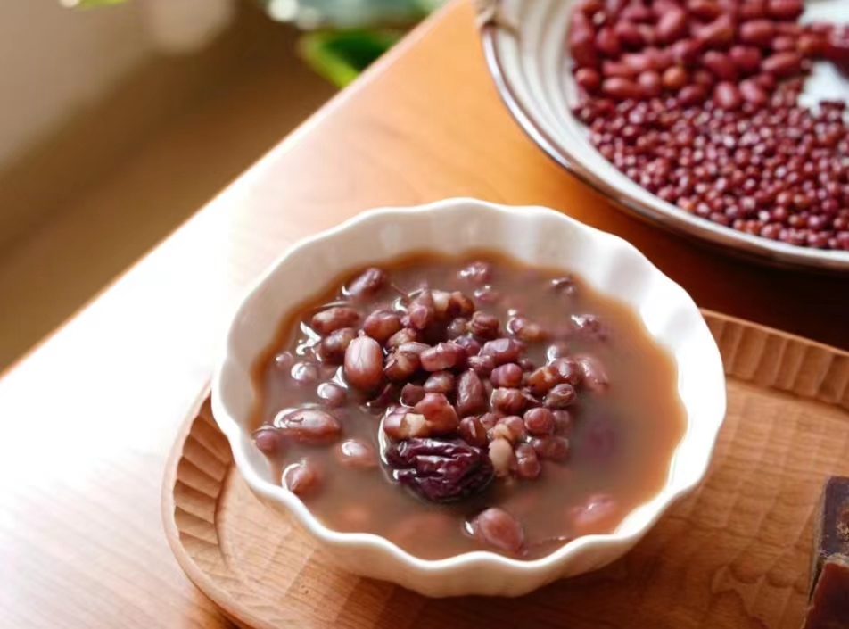 芋头|秋冬季节,适合在家做这款甜汤,暖心暖胃又有营养