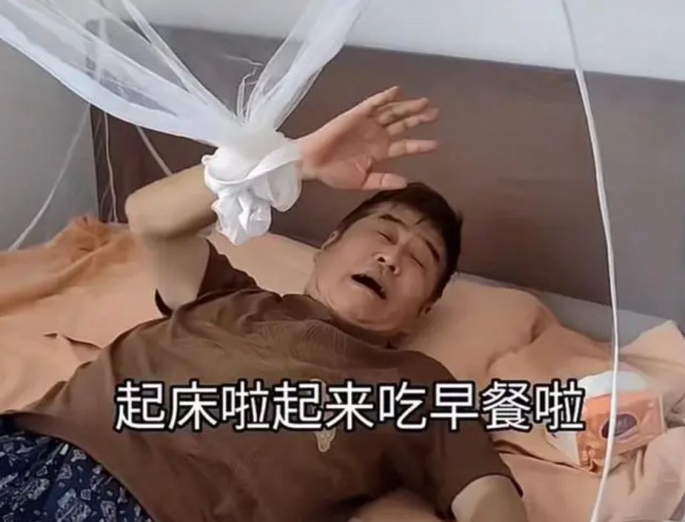 郑恺|68岁香港老戏骨村居浙江，住土房睡蚊帐，种田耕地再无昔日星光