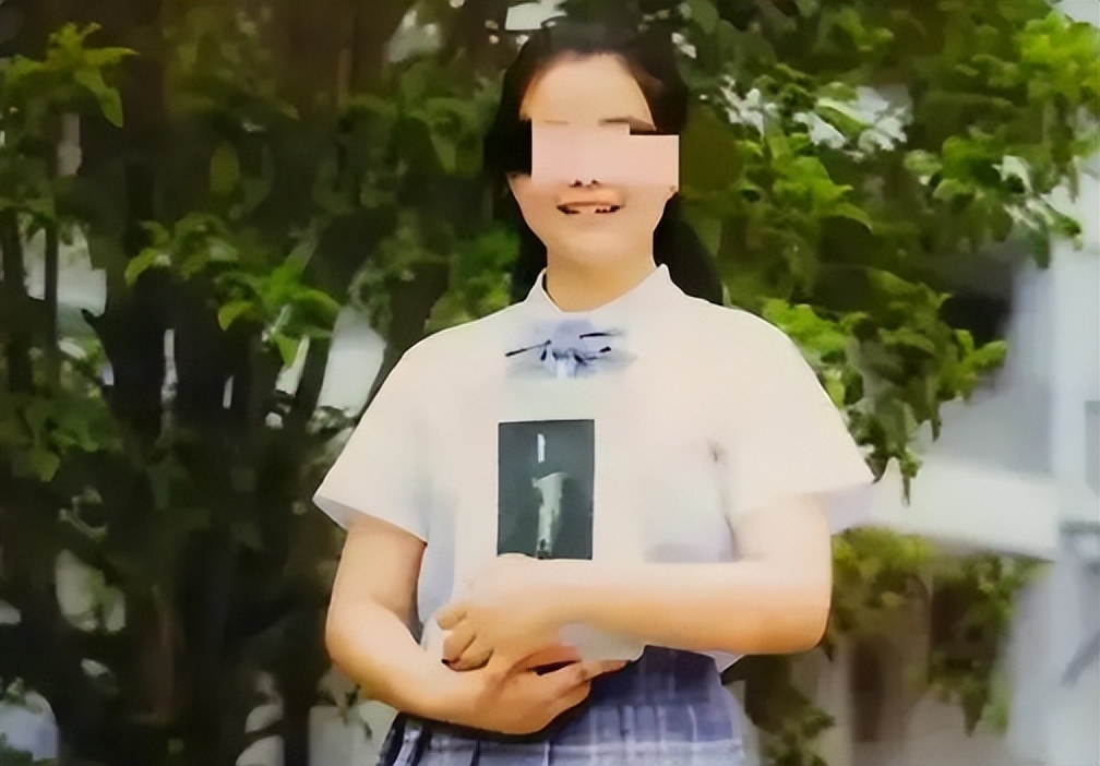 女学生|初二女学生从18楼跳下，是因为老师的批评，还是家长的不关心？