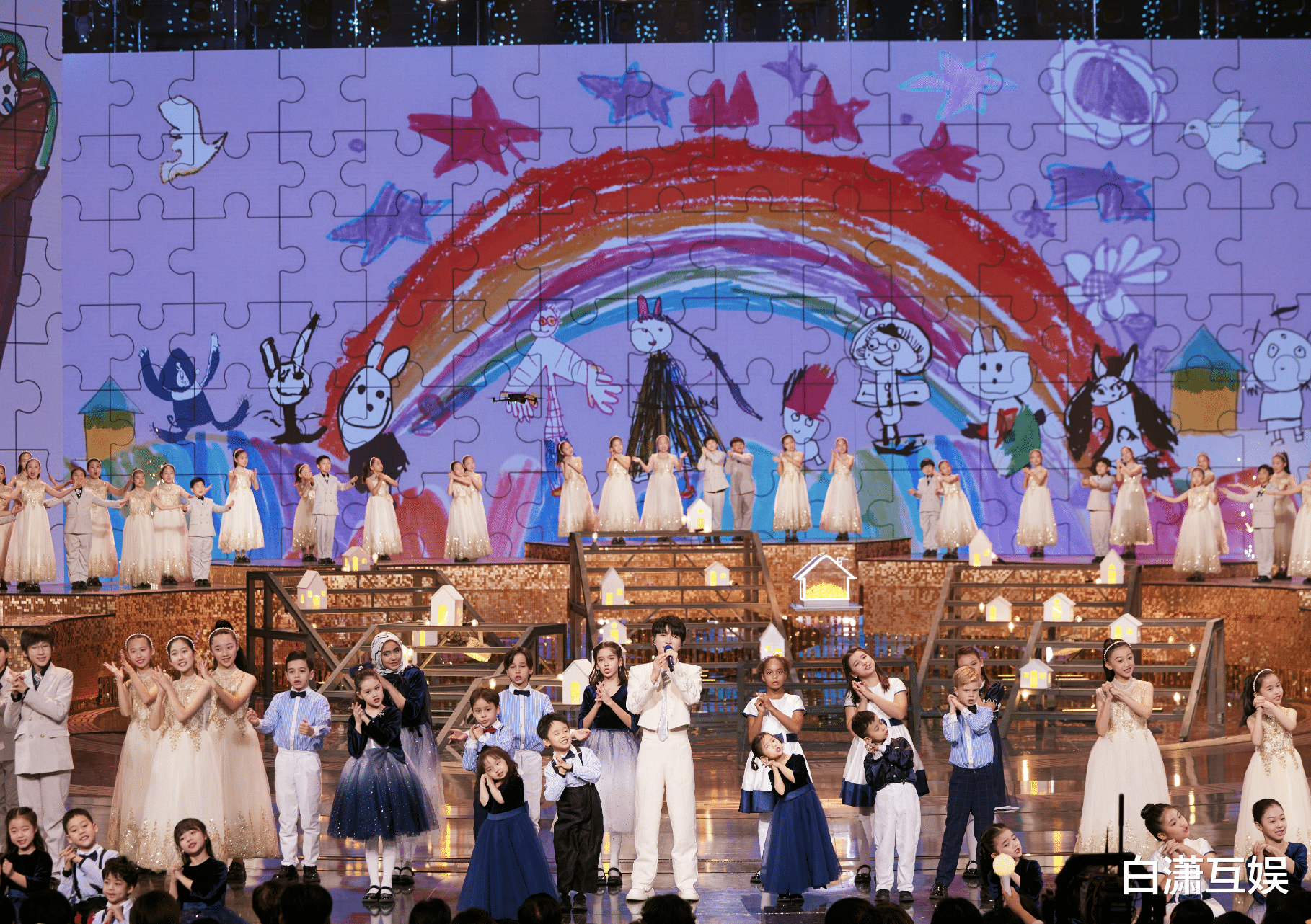 2024卫视春晚看点:王冰冰演小品摔了一跤,柳岩反追宋小宝