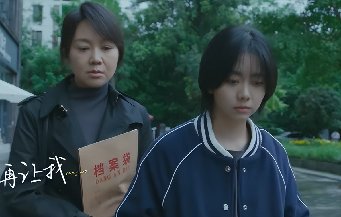 看了《再见，李可乐》，发现演技完全不能比较，优与劣一目了然