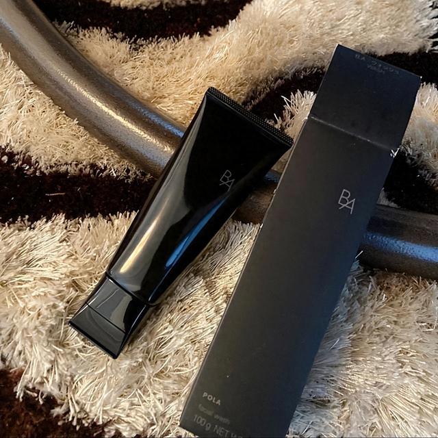 洗面奶推荐：有效清除多余油脂和污垢，让肌肤水润弹嫩、清爽通透