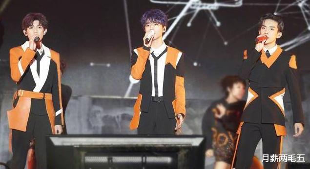 三观俱毁?女生为得TFBOYS演唱会门票,竟然用第一次给黄牛换