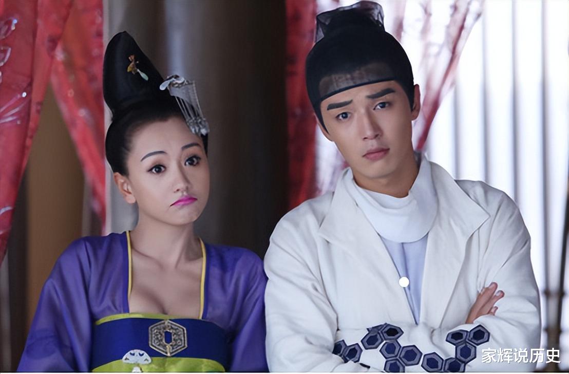 明明是临时被拉来客串，却演成经典的5位演员：多谢原定不演之恩