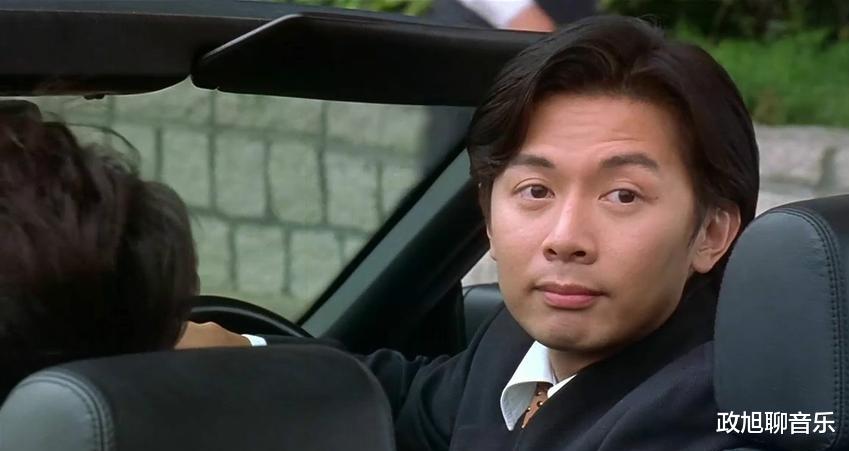 回顾：知名港星出家13年，衣服残旧胡子白，在李嘉诚捐建寺庙修行