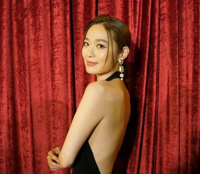 TVB|TVB新剧终于开播,知名女星迎突破演出,演风尘女子备受好评