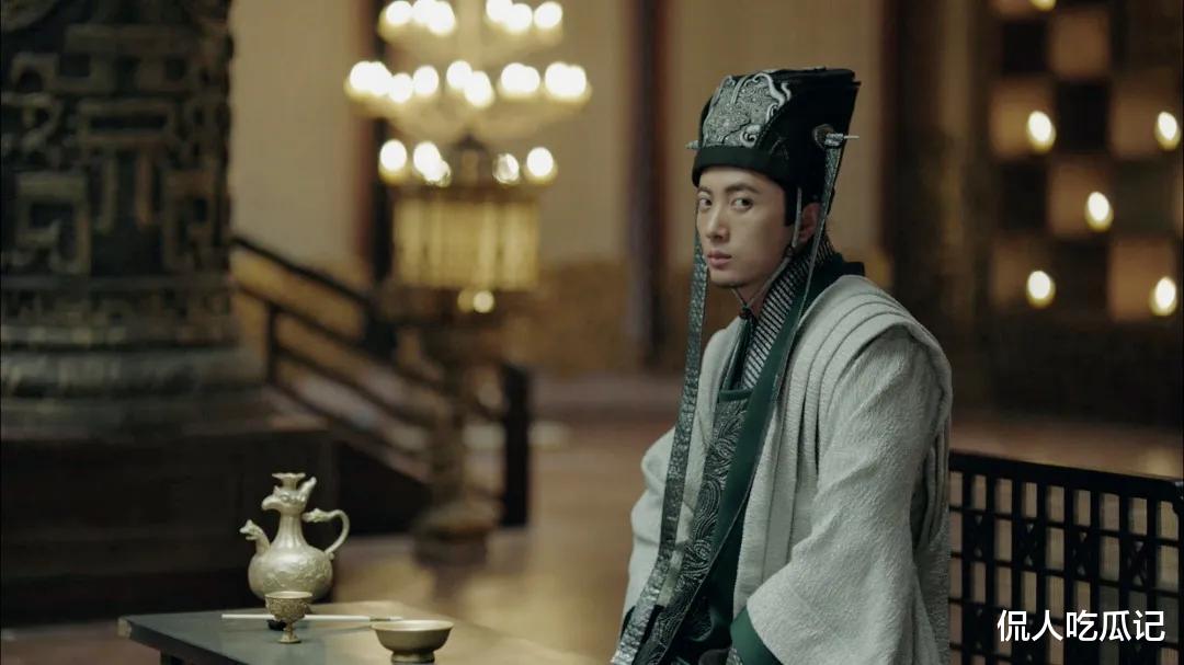 贾景晖:凭《庆余年》出圈,从校服到婚纱,妻子是演员,女儿已经12岁