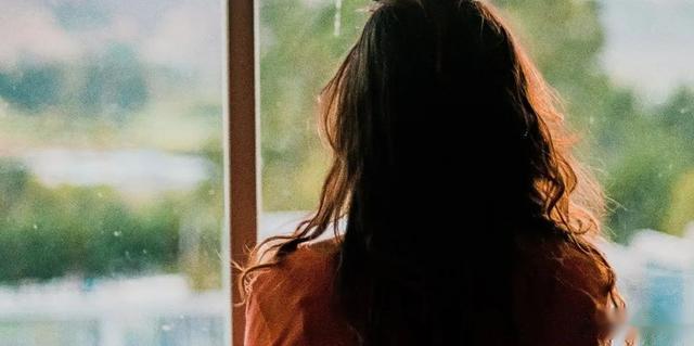 《新闻女王》全网爆火:女人搞事业的四重境界,你在哪一层?