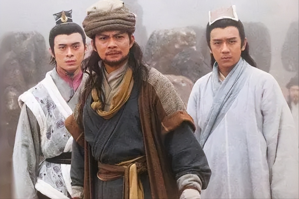 这一次，香港TVB狠狠打了《我本是高山》的脸，国产剧早该反省了