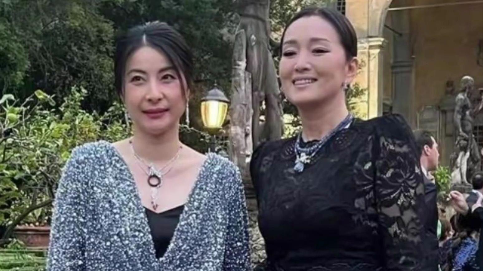 封神第一部|被巩俐主动挽手示好，让霍家捧在手心宠爱，郭晶晶却羡慕全红婵