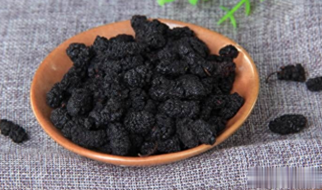 肝肾亏虚怎么办?简单一味中药,补肝益肾、益精生血、美容养颜