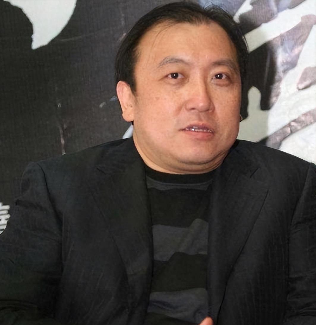 王晶再曝电影圈潜规则：拍戏不敢用内地男演员，谁用谁亏