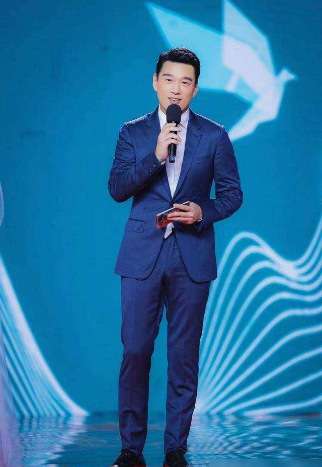 2023年9月2日，知名演员王耀庆在一次公开活动中发表了一番言论，引发了广泛关注和热议。