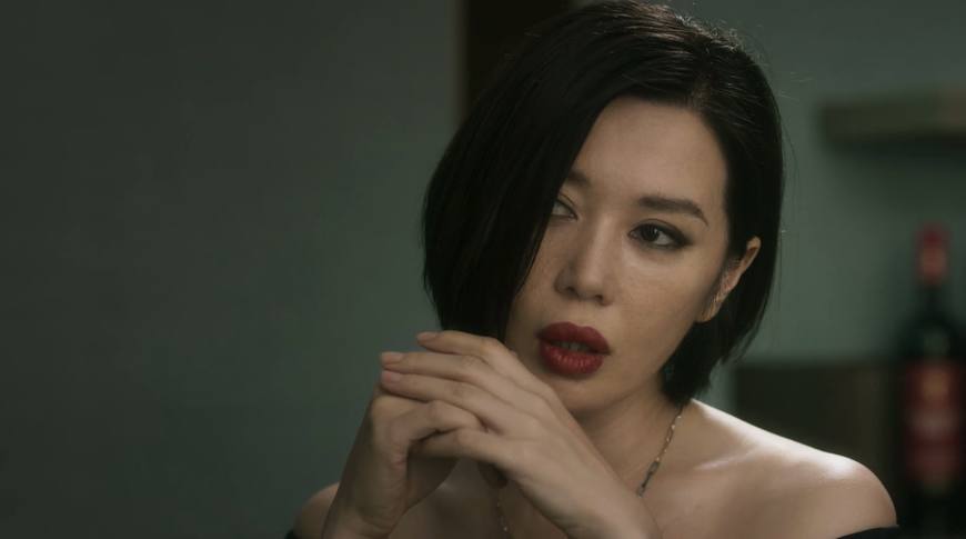 《烈日灼心》班底拍劳荣枝?47岁余男宁理100%还原,7条人命逃亡20年!