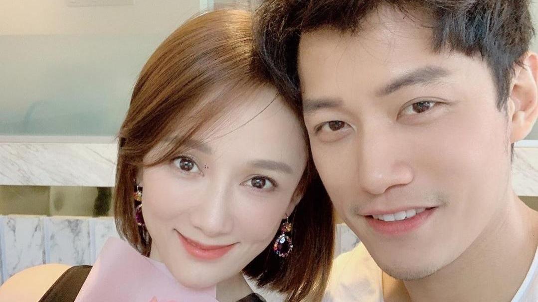 陈乔恩|陈乔恩晒度假照：依偎着丈夫撒娇，43岁仍不着急备孕