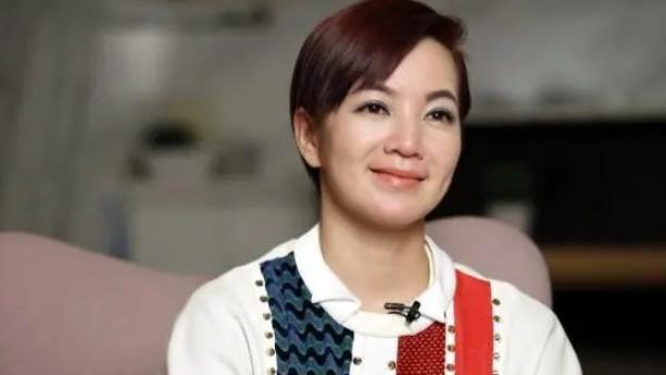 阿雅背叛大小S！公开晒毛发检测报告，S妈被气住院，具俊晔回韩