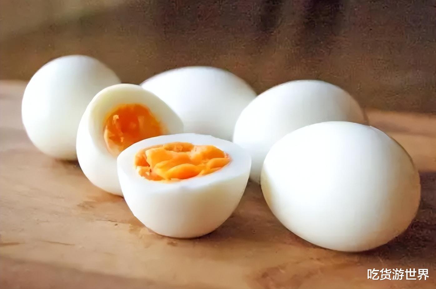 食盐|煮鸡蛋,别再冷水下锅,教你正确做法,鸡蛋又香又嫩,蛋壳也好剥