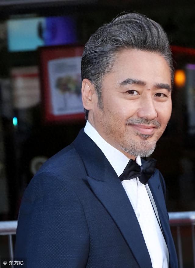 善恶终有报！54岁远走美国、风流成性的吴秀波，如今自食恶果