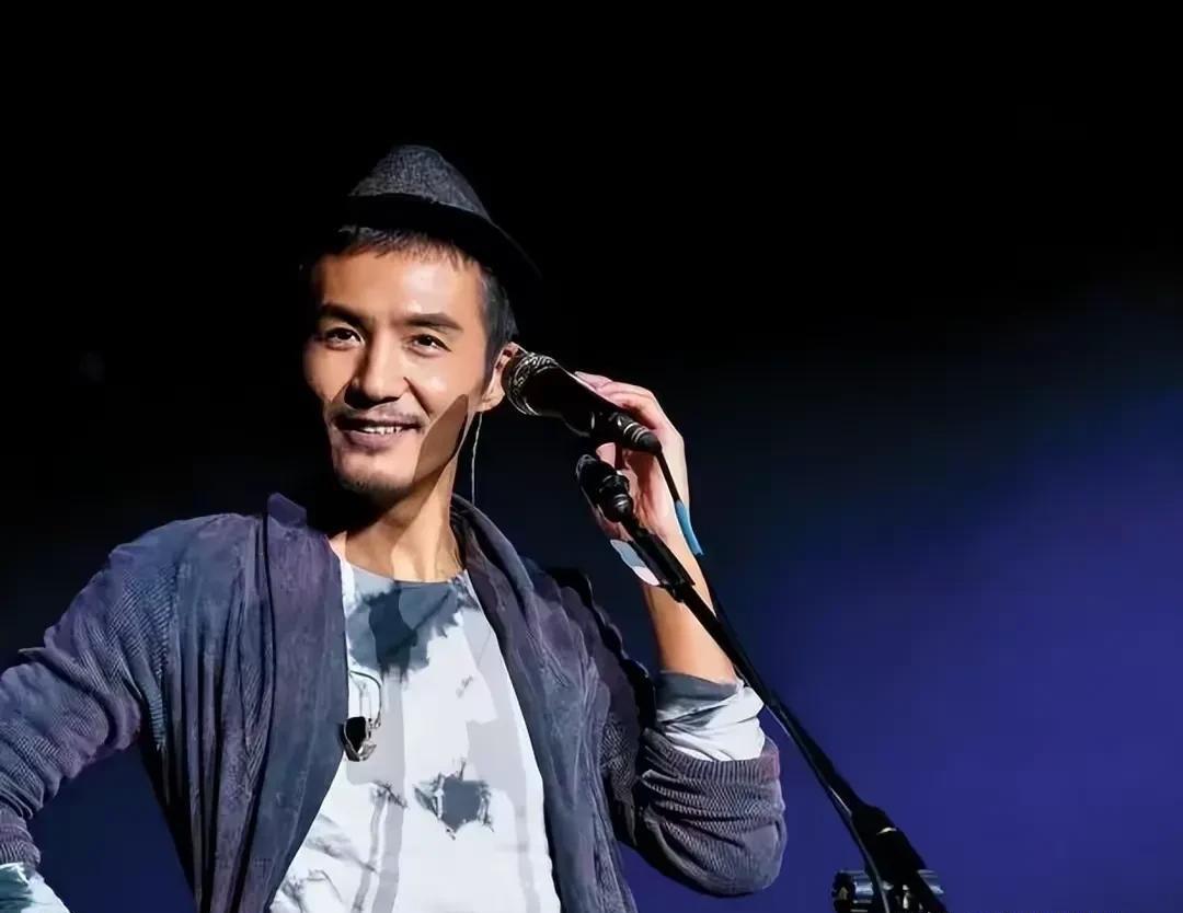 青岛市|朴树现场哭成泪人，自曝今后不会再唱歌了