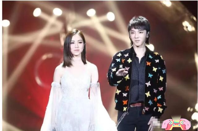 华晨宇|有一种“差距”叫邓紫棋和华晨宇,分手5年后,两人现状天差地别