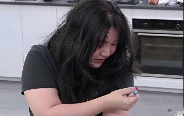 瘦到病态、动脸成瘾、切胃、剪肠齐上阵，内娱畸形审美真可怕！