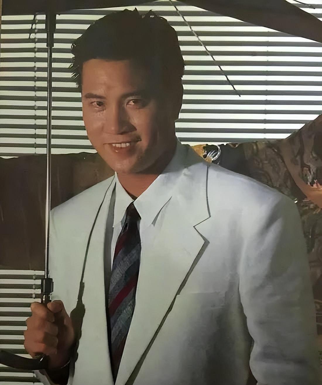 看67岁万梓良现在的处境，才知道，原来周润发早就把答案说出来了