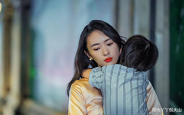 |三十而已：几乎在同一赛道上，顾佳有房有车，王漫妮为何一无所有